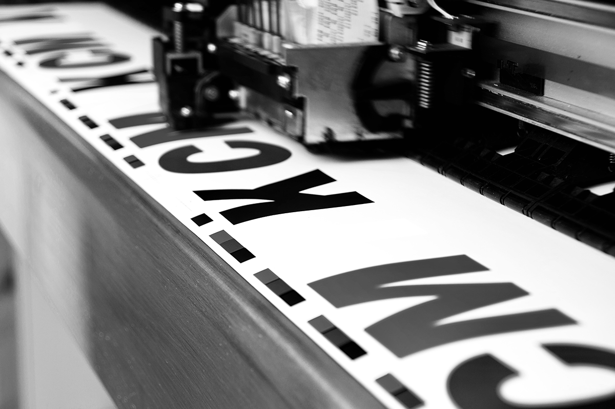 Plotter,Head,Printing,Cmyk,Test,On,White,Paper.,Large,Digital Shopfitting & Manufacturing